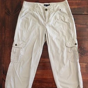 Tommy Hilfiger Khaki cargo capris